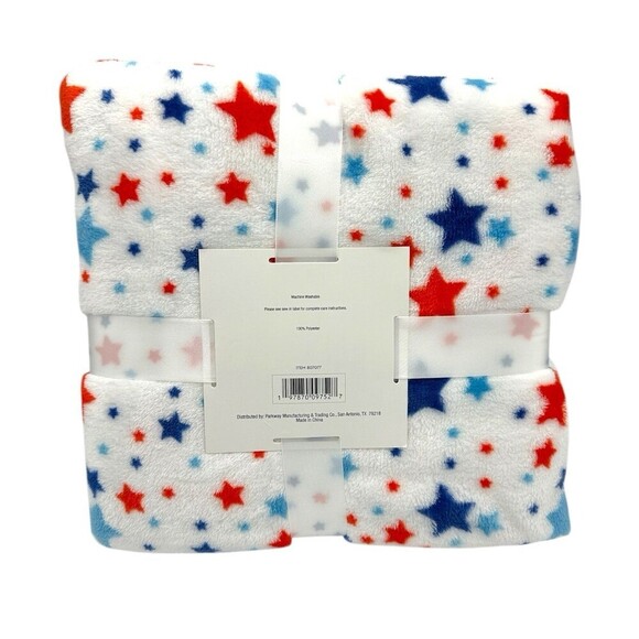 Destination Holiday Patriotic Stars Throw Blanket 50" x 60" - Picture 2 of 2